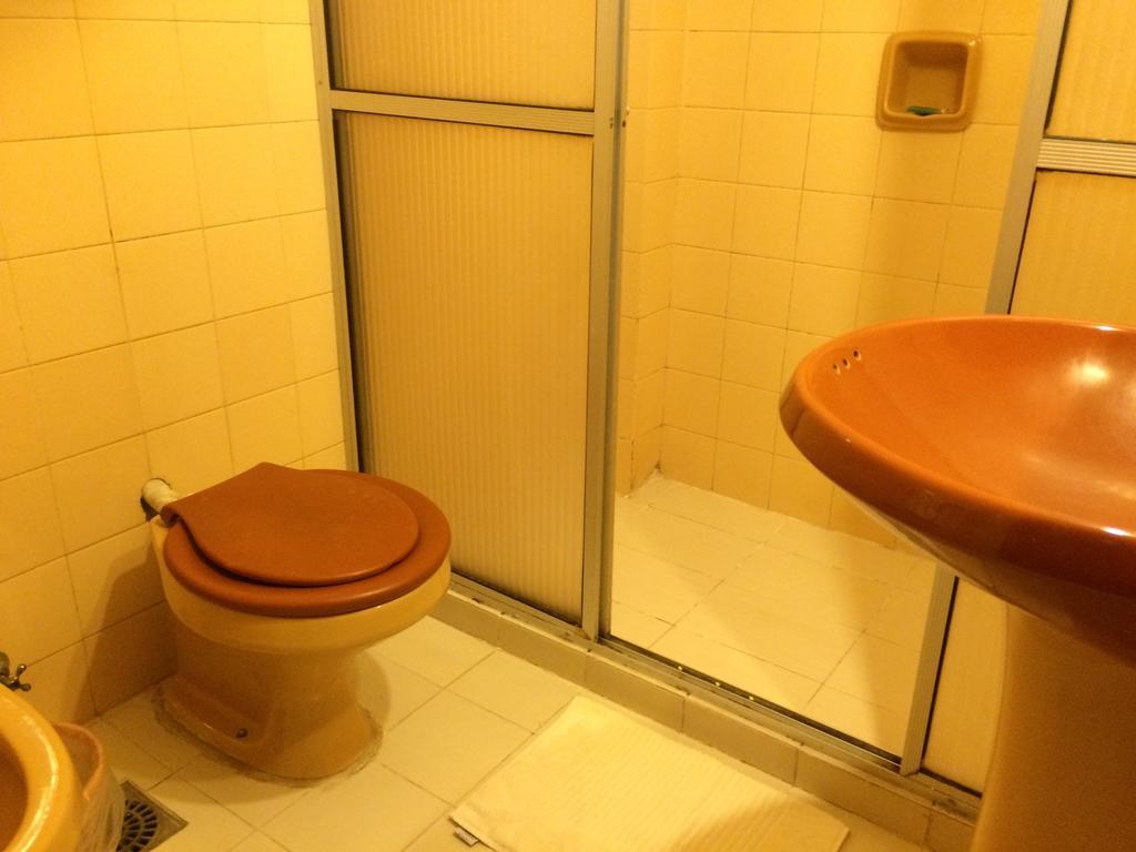 Hotel Manduvira Asunción Habitación foto
